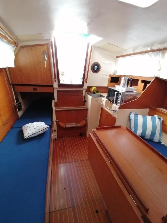 Cozy Sailboat In Barcelona!! No Showers Sant Adria de Besos Exteriér fotografie