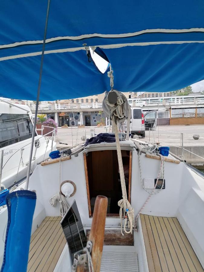 Cozy Sailboat In Barcelona!! No Showers Sant Adria de Besos Exteriér fotografie