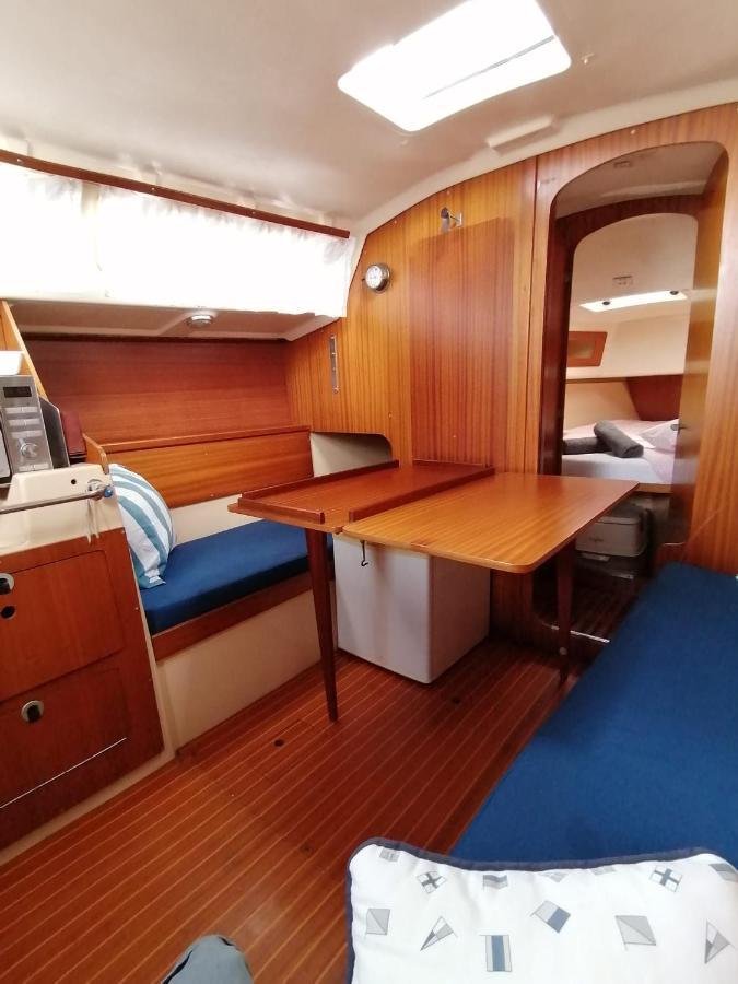 Cozy Sailboat In Barcelona!! No Showers Sant Adria de Besos Exteriér fotografie